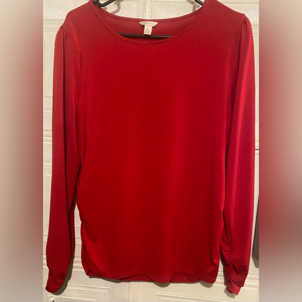 Size L - Elegant Red Long Sleeve Top